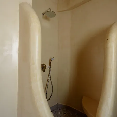 Ikies Santo Filoxenia Karterados (Santorini)