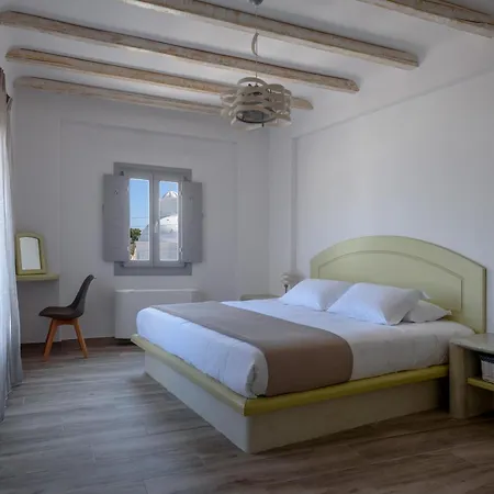 Ikies Santo Filoxenia