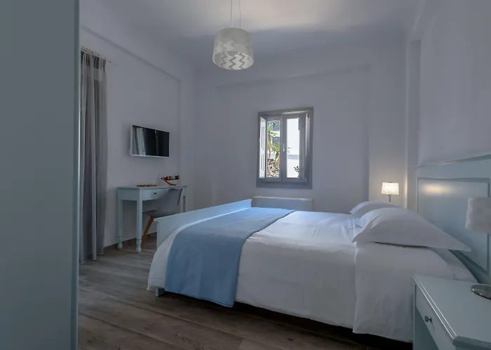 Ikies Santo Filoxenia Karterados (Santorini)